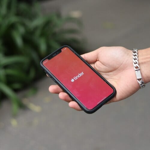 Online dating with a spinal cord injury can be tough, but with the right attitude and advice, it can be a fun and even life-changing experience. Click to learn more.